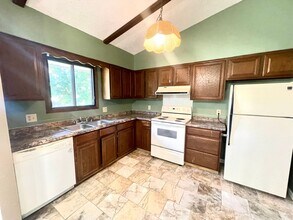 14808 Edna St in Omaha, NE - Building Photo - Building Photo