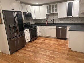 1810 Chatham Dr in Camp Hill, PA - Building Photo - Building Photo