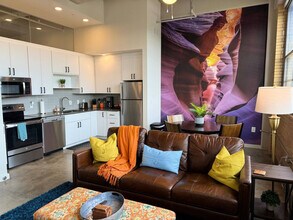 1100 Richmond Hwy in Richmond, VA - Building Photo - Building Photo