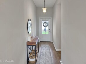 201 Rocky Meadows Ln in Lafayette, LA - Building Photo - Building Photo
