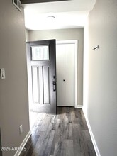 2911 N Casa Tomas Ct in Phoenix, AZ - Foto de edificio - Building Photo