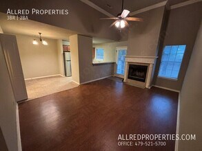 1724 N Chestnut Ave in Fayetteville, AR - Building Photo - Building Photo