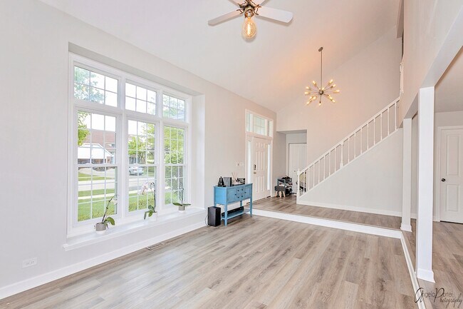1229 Thorndale Ln in Lake Zurich, IL - Building Photo - Building Photo
