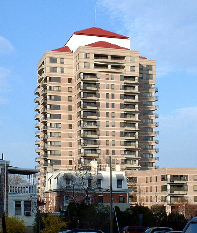 Park Plaza Condominiums in Wilmington, DE - Building Photo - Building Photo