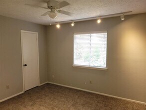 4818 Branchberry Ln in Spring, TX - Building Photo - Building Photo