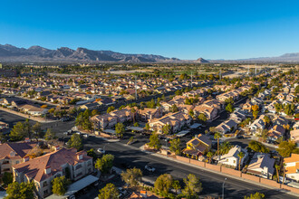 Angel Point Condominiums in Las Vegas, NV - Building Photo - Building Photo