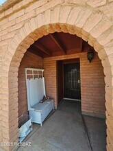 8933 E Old Spanish Trail in Tucson, AZ - Building Photo - Building Photo