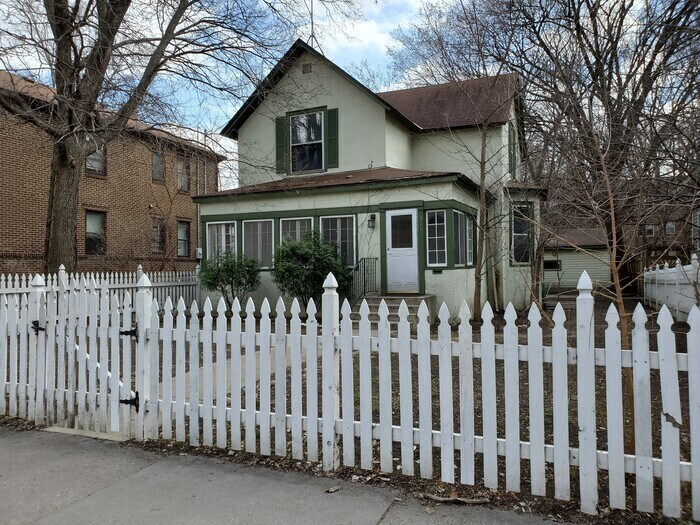 511 W 22nd St in Minneapolis, MN - Building Photo