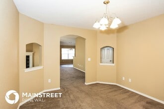 3901 Taylor Ln in Yukon, OK - Building Photo - Building Photo
