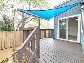 920 Sirocco Dr, Unit A in Austin, TX - Foto de edificio - Building Photo