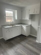 7 Roys Dr in Spencer, MA - Building Photo - Building Photo