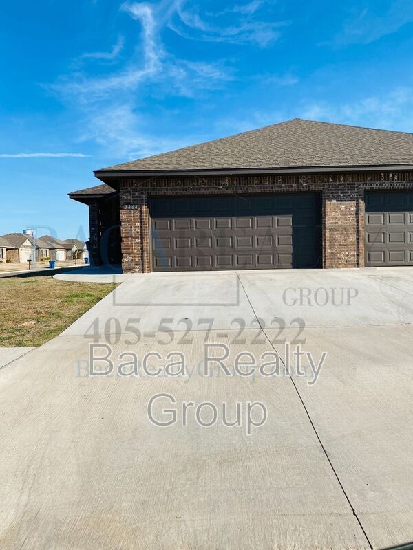 property at 1864 Post Oak Rd