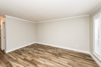 252 Howle Ave in Charleston, SC - Foto de edificio - Building Photo