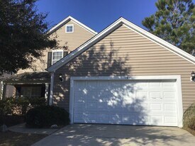 195 Oakesdale Dr in Bluffton, SC - Building Photo