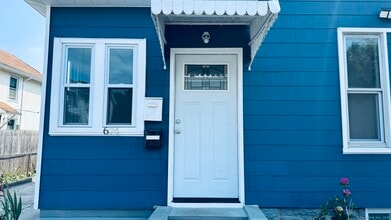 674 Ogden St in Bridgeport, CT - Building Photo - Building Photo