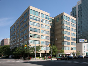 Soho Lofts in Toronto, ON - Building Photo - Building Photo