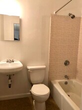264 Newbury St, Unit 2 in Boston, MA - Building Photo - Building Photo