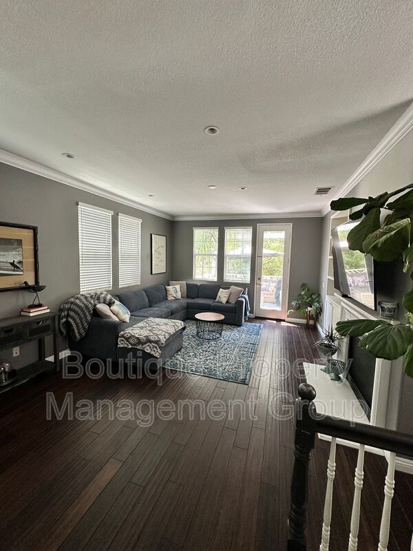 property at 27 Rinehart Rd