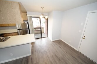 Amherst Heights, LLC in Los Angeles, CA - Foto de edificio - Interior Photo