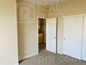 116 Burgundy Ct in Martinez, CA - Building Photo - Building Photo