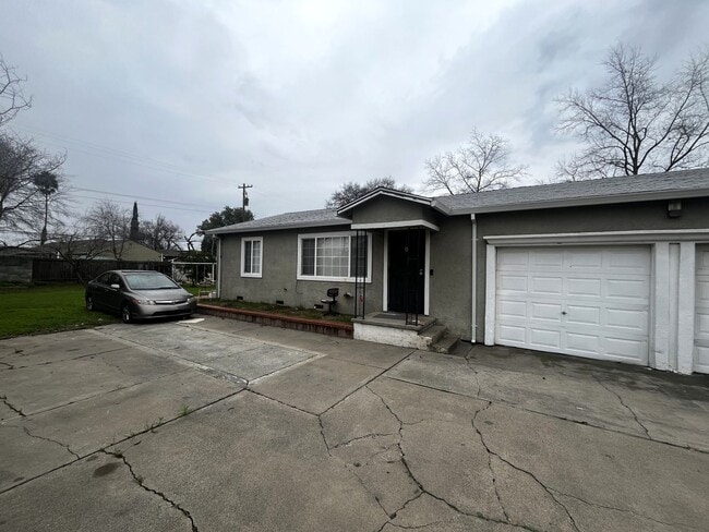 property at 3600 26th Ave