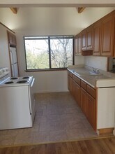 3350 Woolsey Rd in Windsor, CA - Building Photo - Building Photo