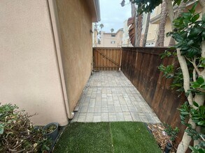 1919 Diamond St in San Diego, CA - Building Photo - Building Photo