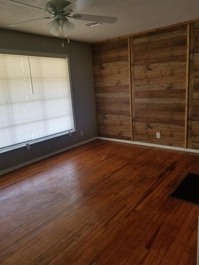 1212 N Yale Ave in Tulsa, OK - Building Photo - Building Photo