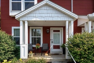 1280 Frost Pl in Harrisonburg, VA - Building Photo - Building Photo