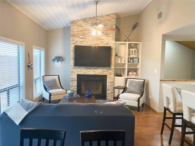 502 Harbor Dr in Spicewood, TX - Building Photo - Building Photo