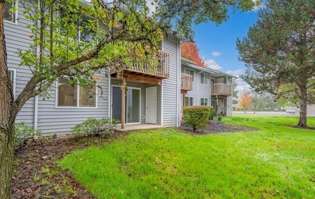 1630 SE Crystal Lake Dr in Corvallis, OR - Building Photo - Building Photo