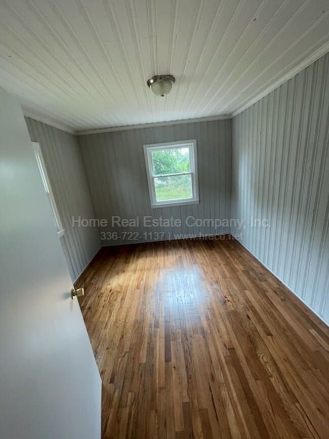 property at 1324 C.E. Gray Dr SE