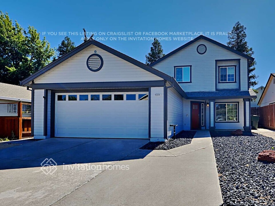 4505 Country Run Way in Antelope, CA - Building Photo