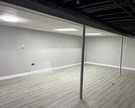 144 N Maple Ave in Bloomingdale, IL - Building Photo - Building Photo
