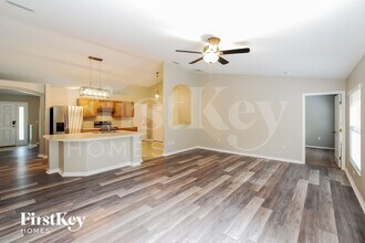 64 Ramblewood Dr in Palm Coast, FL - Foto de edificio - Building Photo