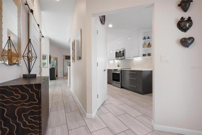 226 Chartley Ct N in Sarasota, FL - Foto de edificio - Building Photo