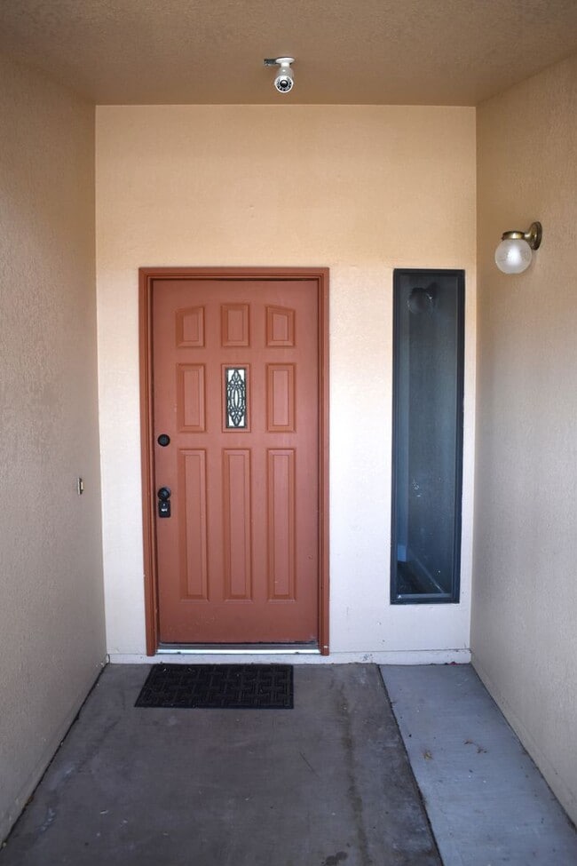 property at 3547 Briarwood Dr