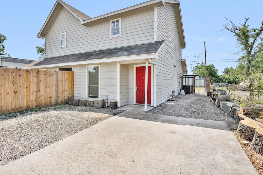 2156 Hopper Rd, Unit A in Houston, TX - Building Photo