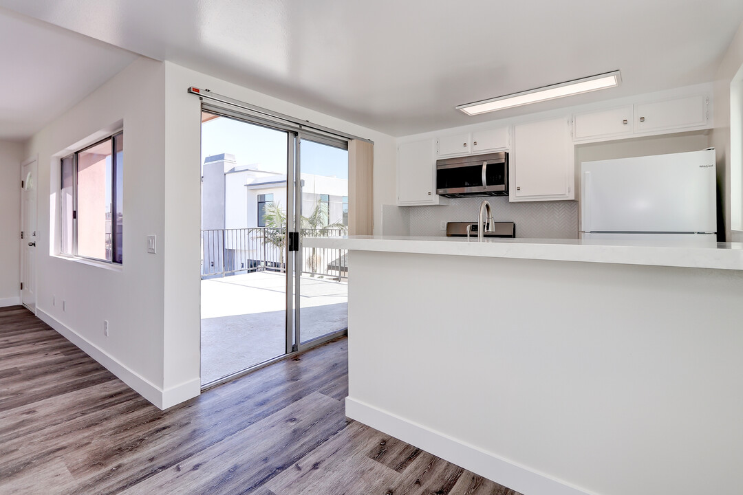 2312 Grant Ave, Unit 3 in Redondo Beach, CA - Building Photo