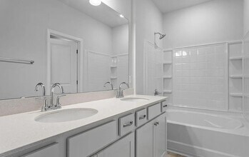 116 Fideaux Blvd in Raleigh, NC - Building Photo - Building Photo