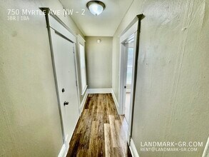 750 Myrtle St NW in Grand Rapids, MI - Building Photo - Building Photo