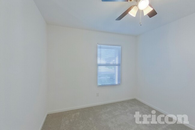 831 Ginkgo Wy in Princeton, TX - Foto de edificio - Building Photo