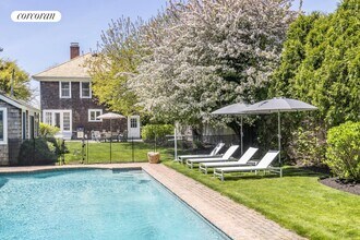 86 Hildreth St in Southampton, NY - Building Photo - Building Photo