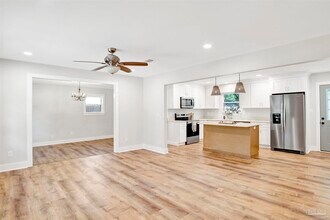 12891 Lillian Hwy in Pensacola, FL - Building Photo - Building Photo