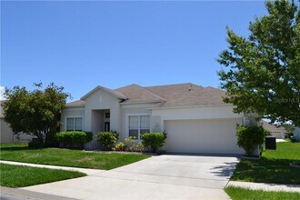3802 Wood Thrush Dr in Kissimmee, FL - Building Photo - Building Photo