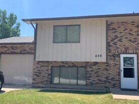 456 Mulberry Dr in Loveland, CO - Building Photo