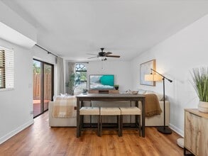 4025 Village Dr in Delray Beach, FL - Building Photo - Building Photo