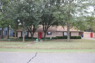 534 Aspendale Dr in Dallas, TX - Building Photo