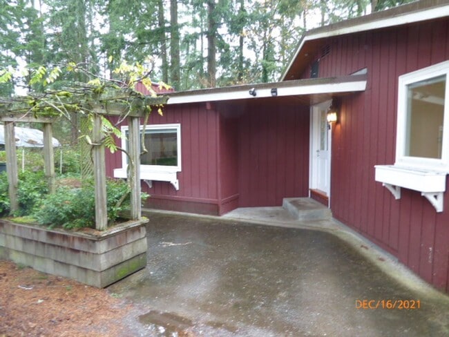 16236 NE 30th St in Bellevue, WA - Building Photo - Building Photo