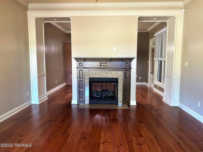 111 Hallmark Ave in Lafayette, LA - Building Photo - Building Photo